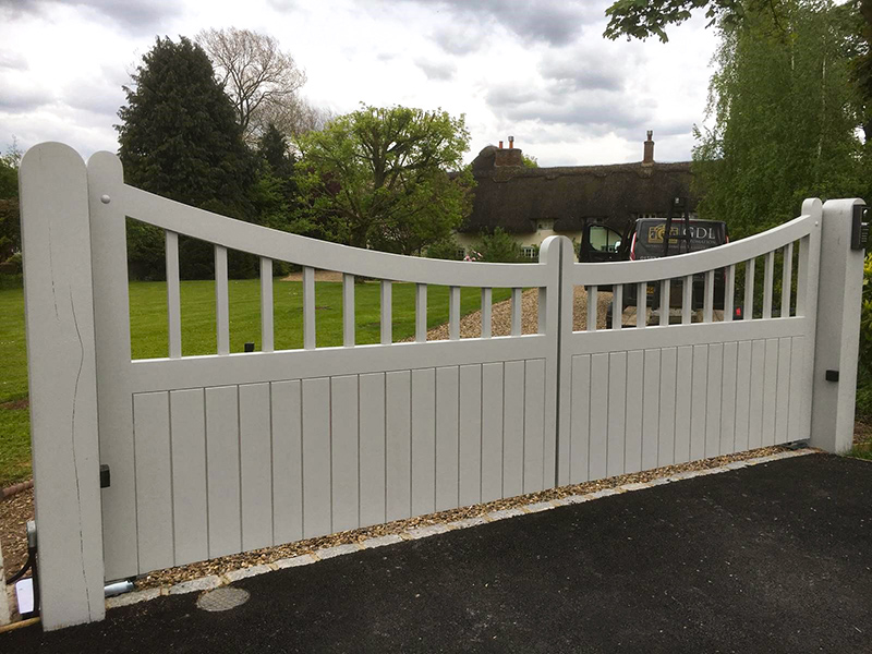 school gates hertfordshire